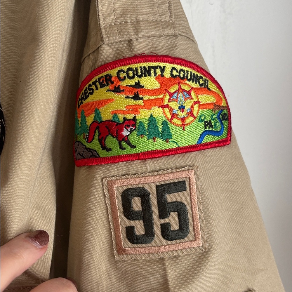 BSA | Tan Boy Scouts of America Shirt with Patches Sz XL - Picture 9 of 17